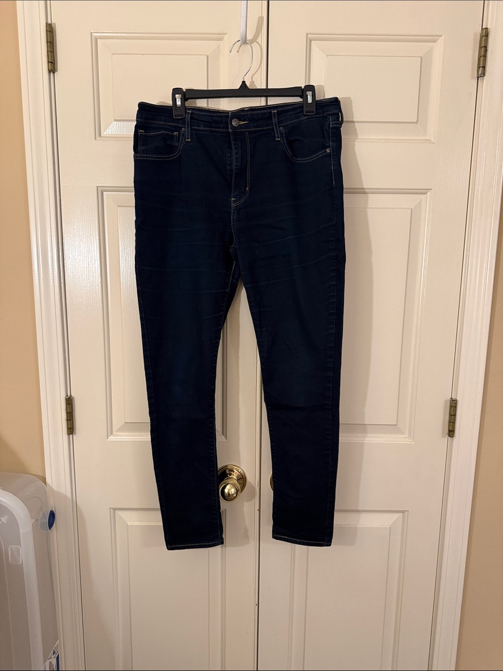Levi's Women's Skinny Jeans in Dark Blue Wash